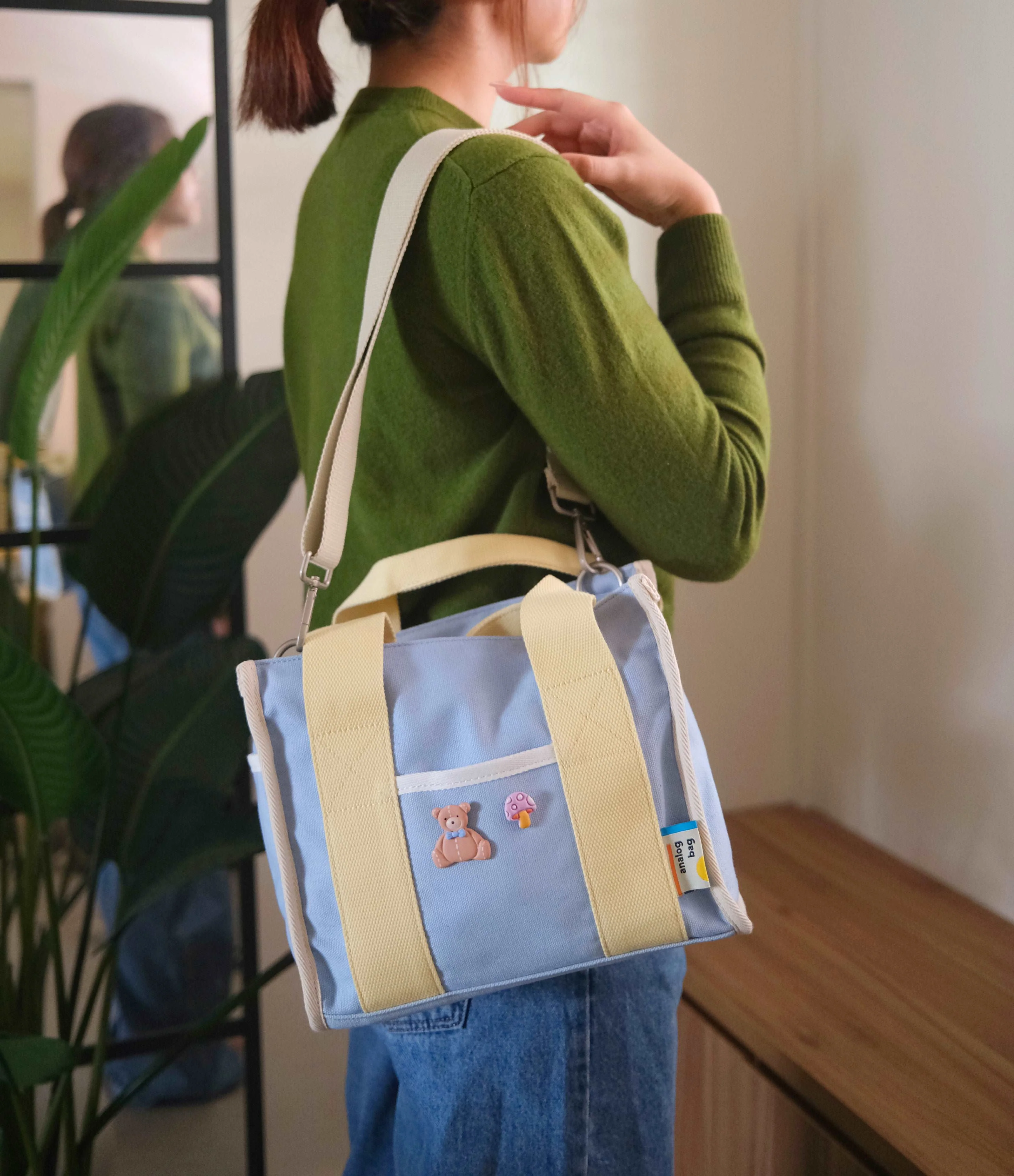 Preorder: Analog No.17 Medium Tote Bag v3 - Image 3
