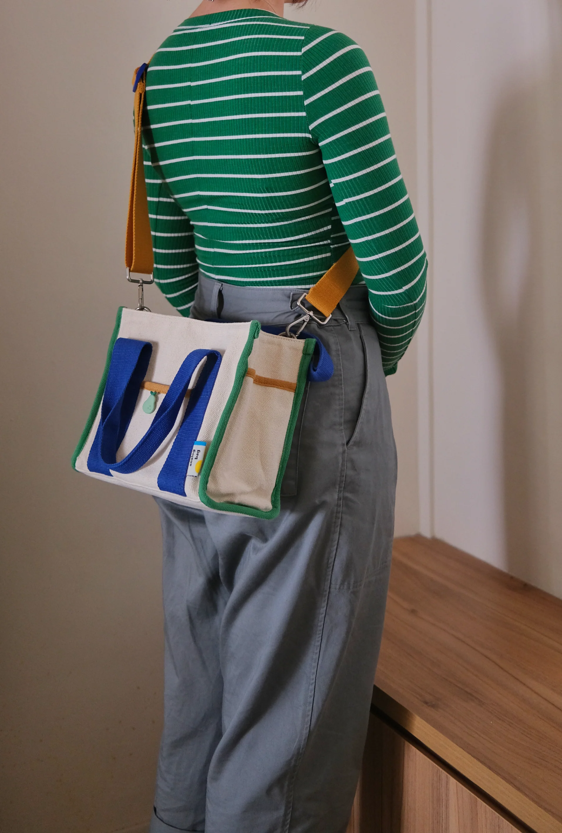 Analog No.14 Medium Tote Bag (Limited Edition) - Image 5