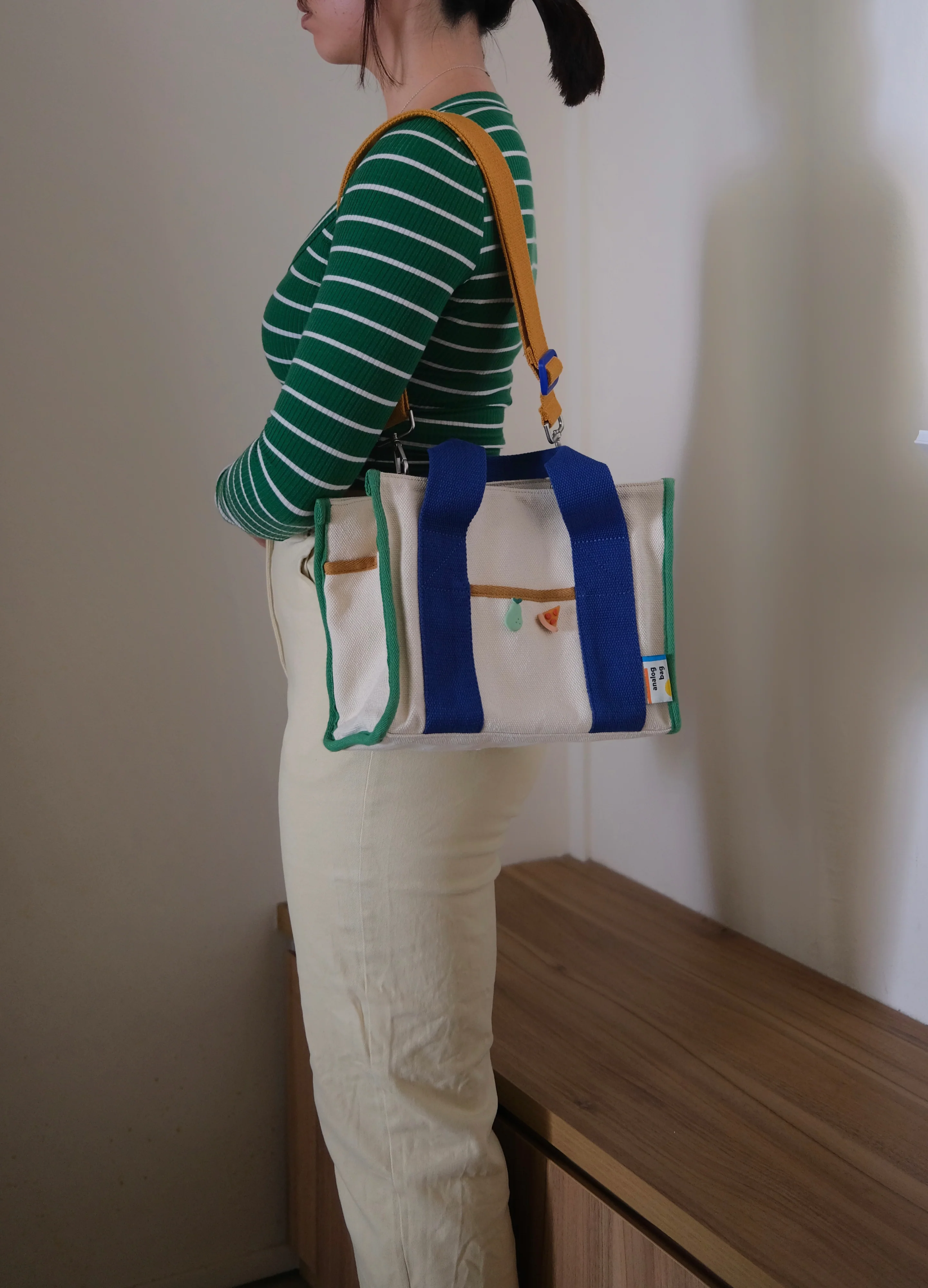 Analog No.8 Medium Tote Bag (Limited Edition) - Image 10